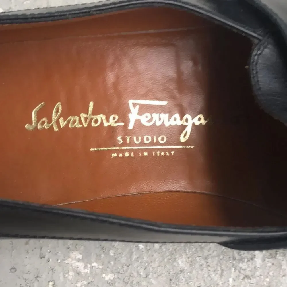 Ferragamo   loafers